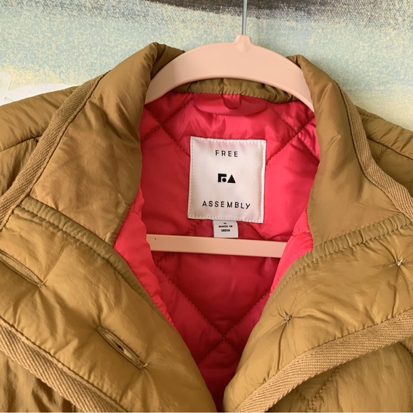 Free Assembly Quilted Vest w/Belt Dijon Sz S - Picture 4 of 16